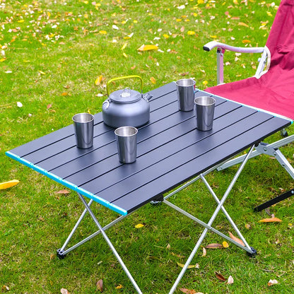 キャンプ用テーブル