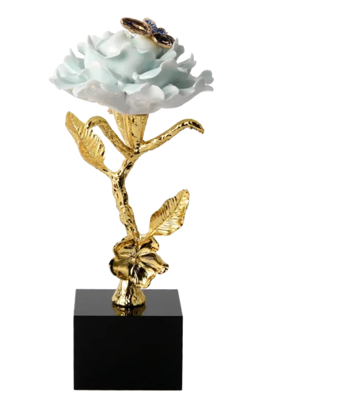 exquisite brass flower decorative statue