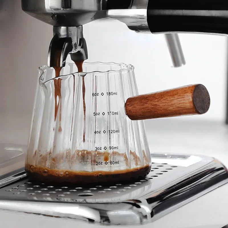 Double spout glass coffee extraction cup