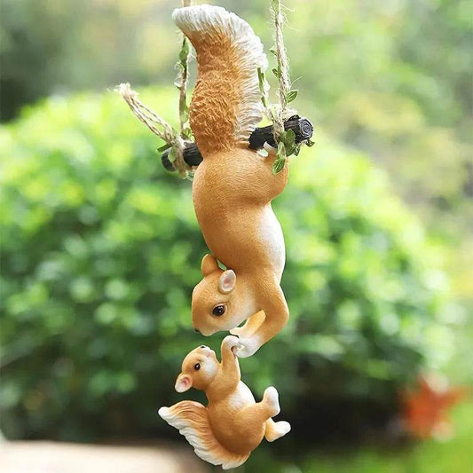 Creative climbing rope squirrels