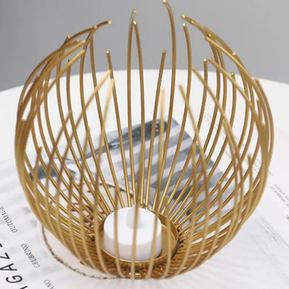 Wire candle holder