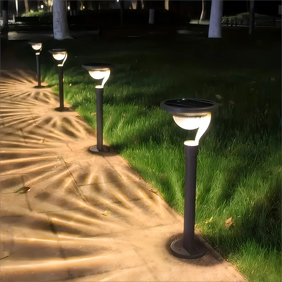 Energy-saving solar super bright waterproof LED   lamp