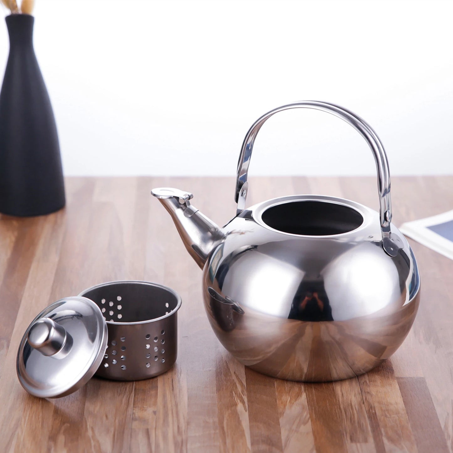 Stainless steel teapot and pot for boiling water