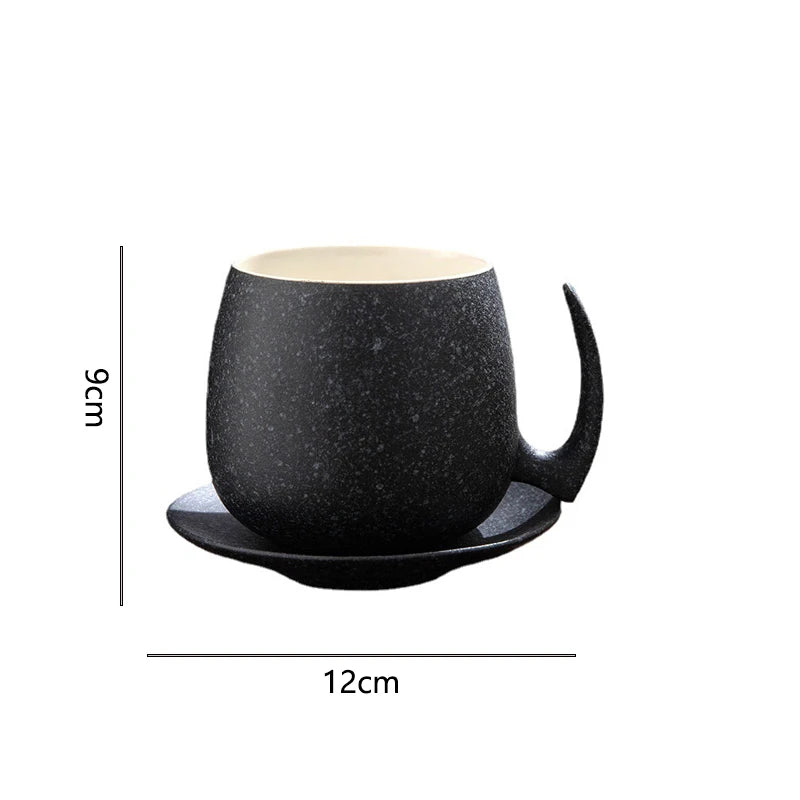 New Lightweight Luxury Creative Ceramic Office coffee  Mug with a Cup Seat